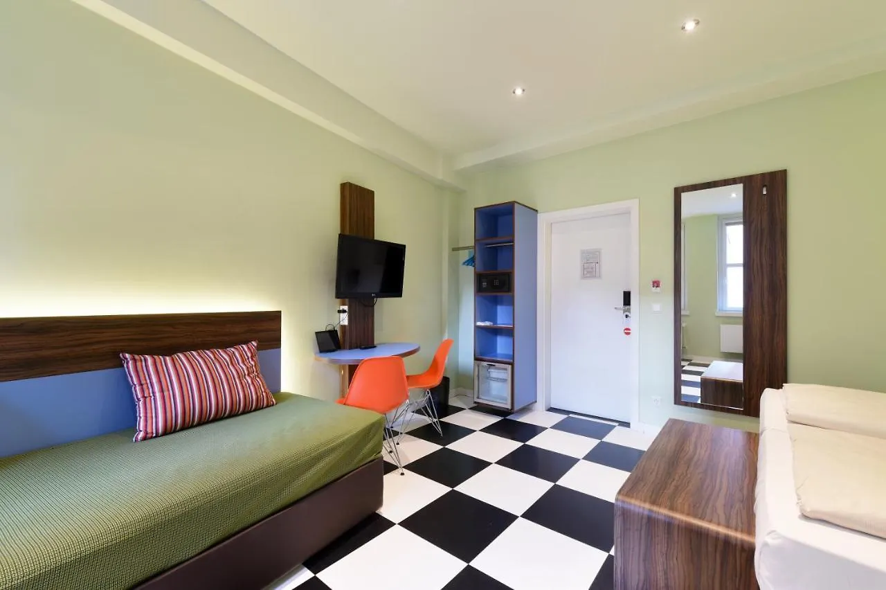 Cityhotel Thueringer Hof Design Hannover 3*,  Almanya