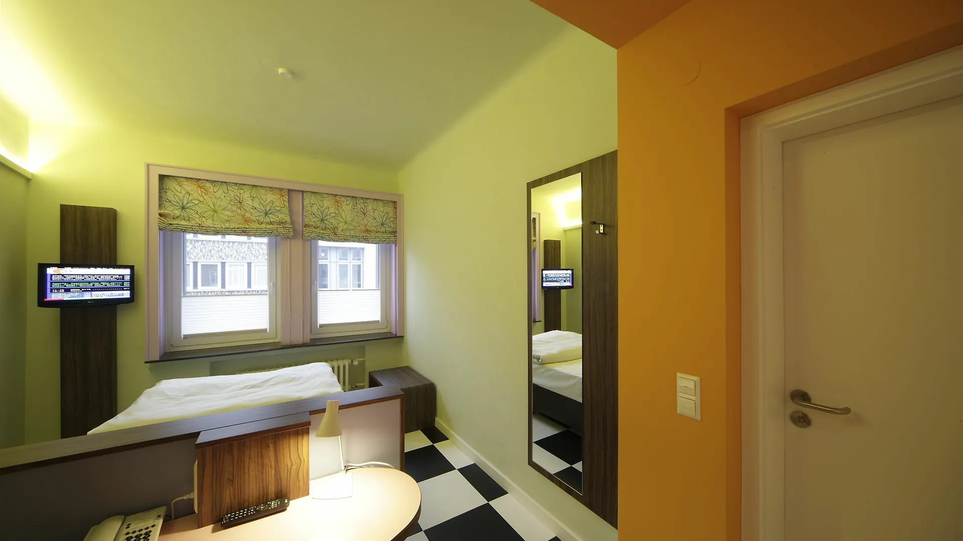 Cityhotel Thueringer Hof Design Hannover 3*,